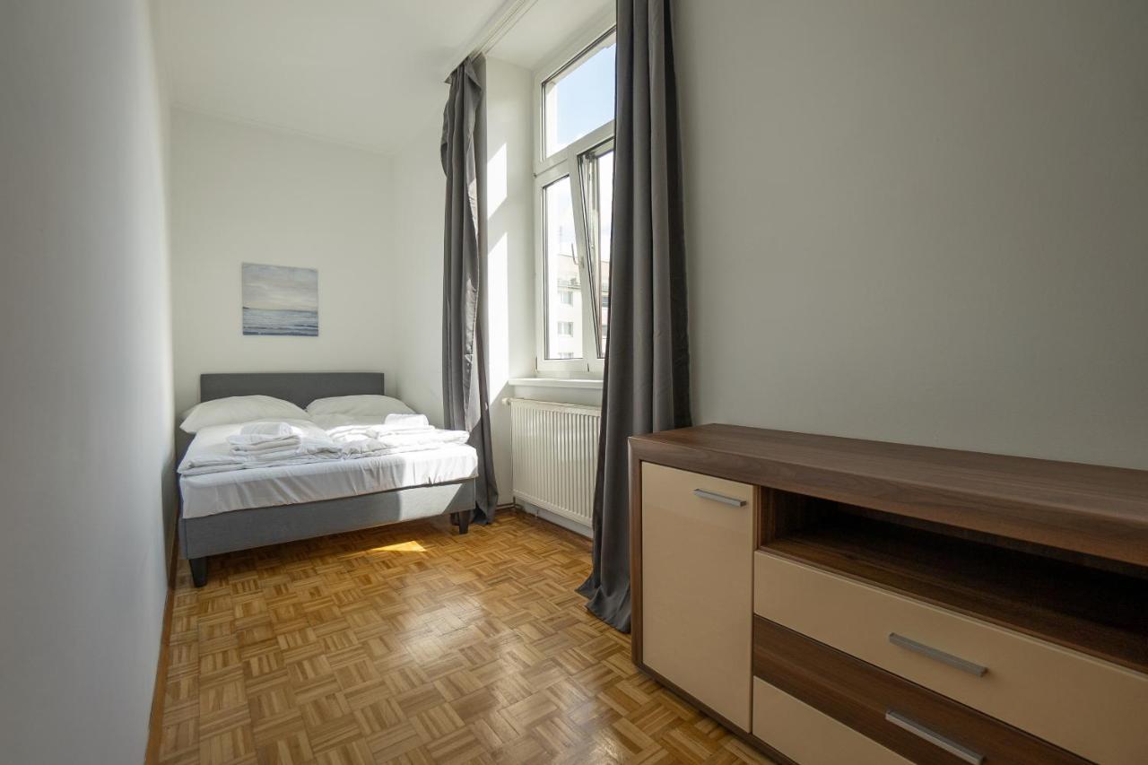 Two Bedrooms Family Nice Apartment Вена Экстерьер фото