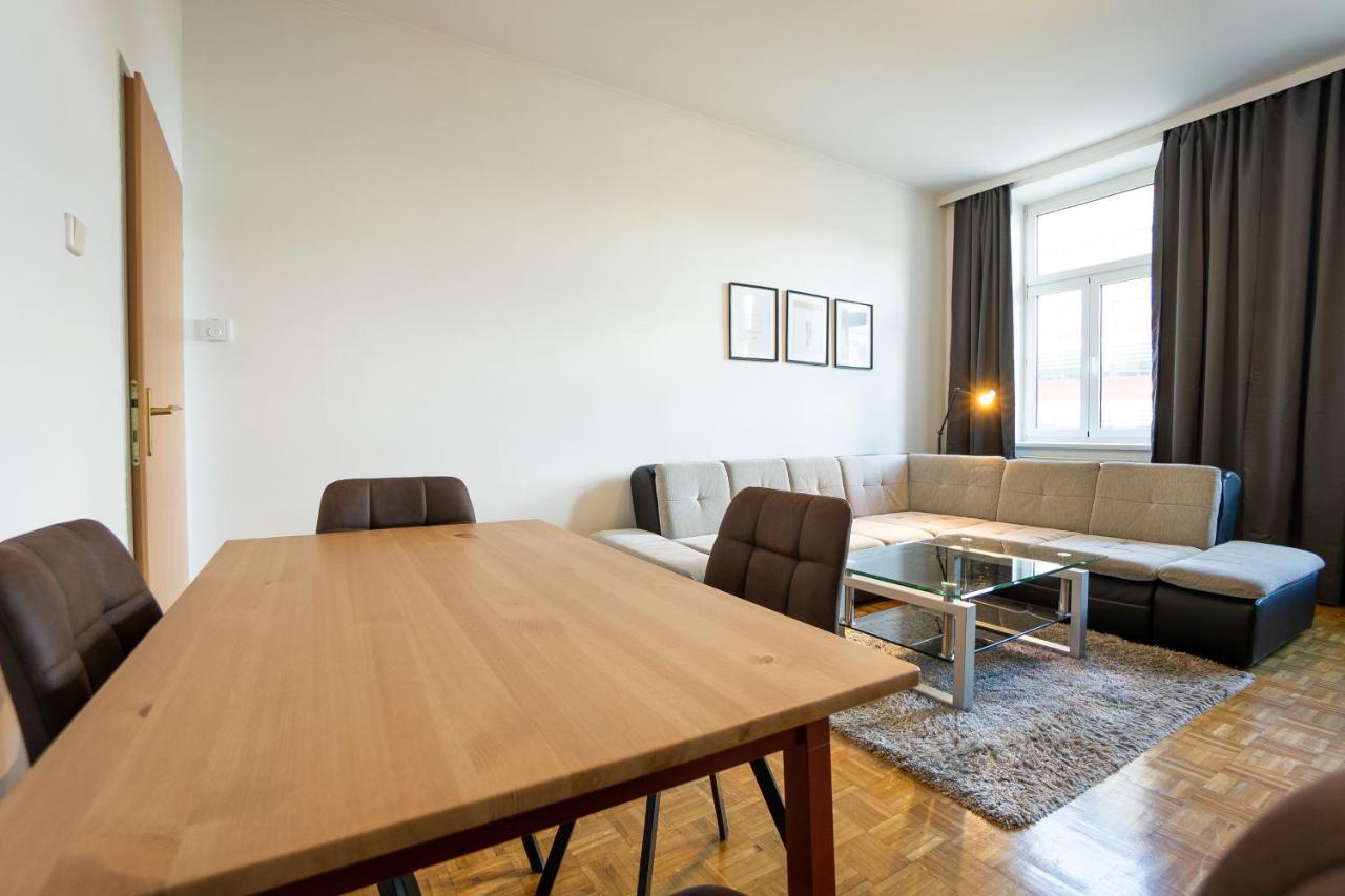 Two Bedrooms Family Nice Apartment Вена Экстерьер фото