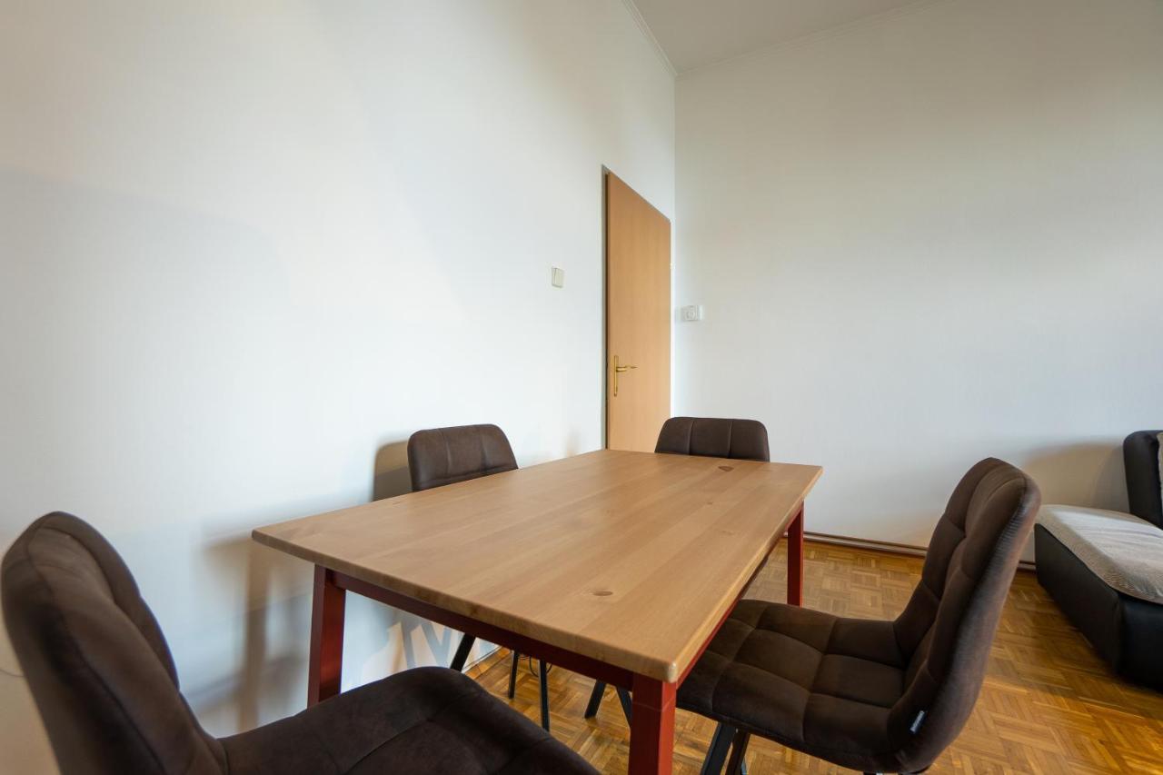Two Bedrooms Family Nice Apartment Вена Экстерьер фото